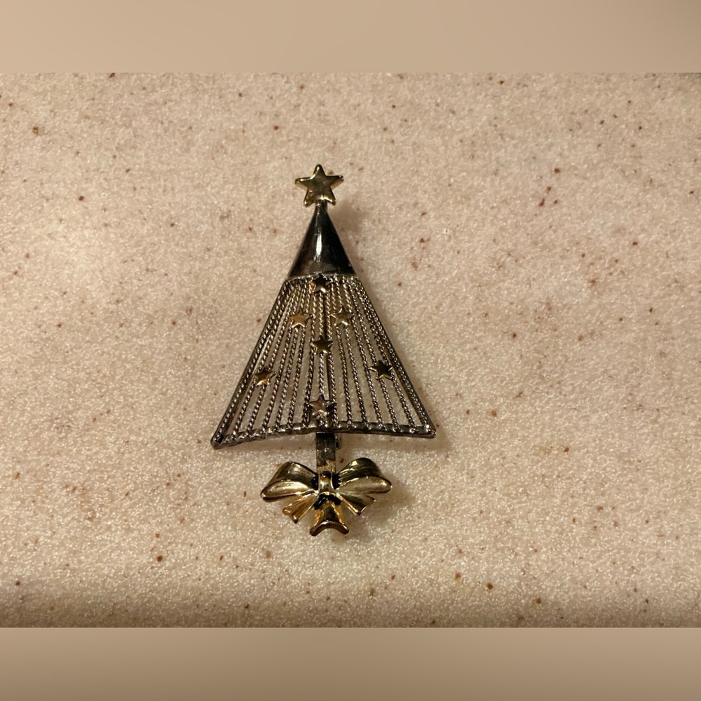 Gold Christmas Tree Brooch with Star and Bow